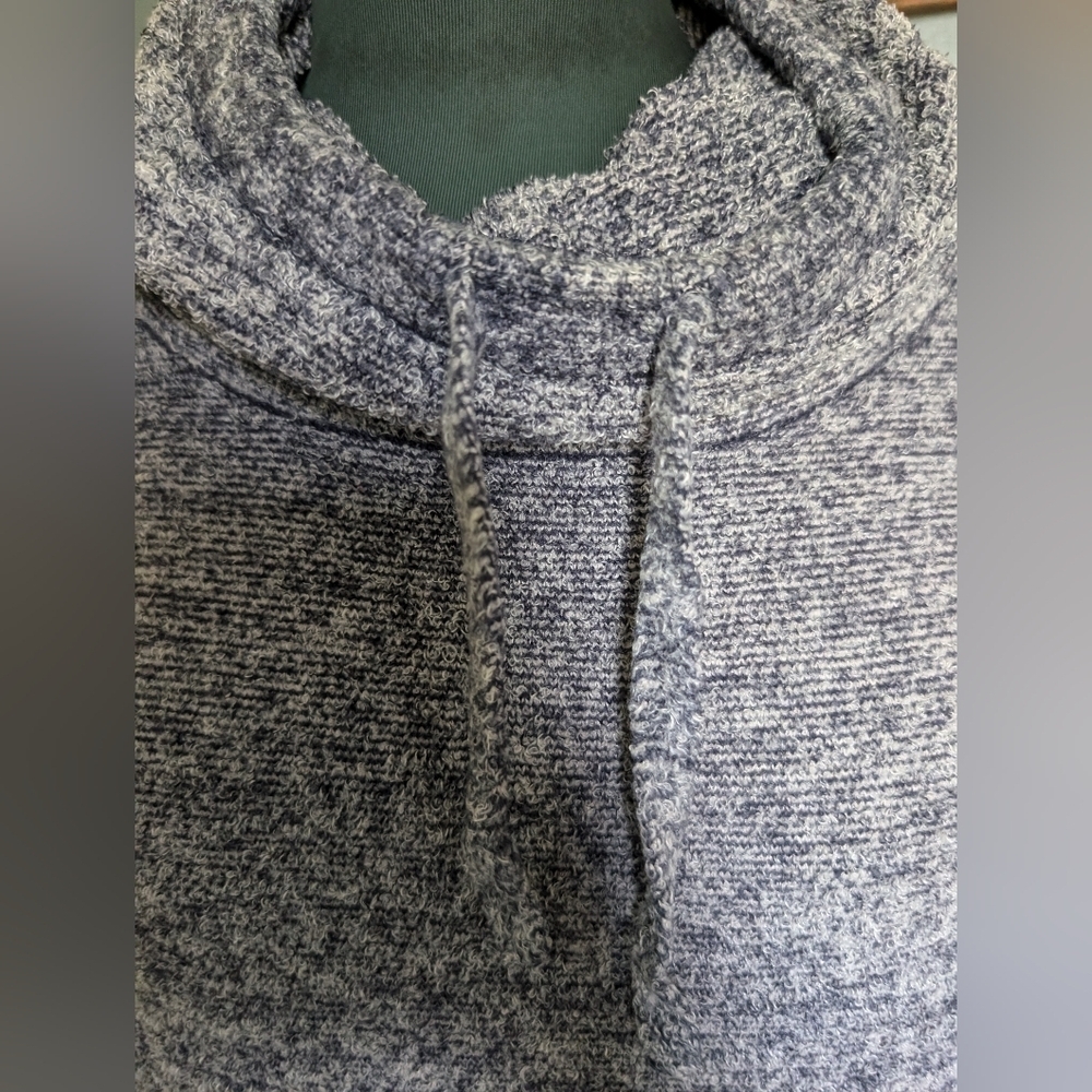 Barefoot Dreams Cozy Gray Hoodie Sweater - Picture 10 of 16